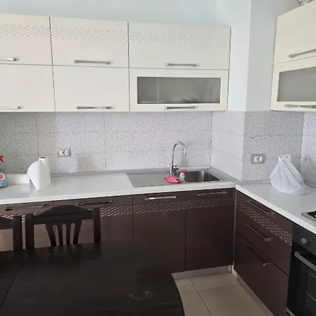 Terminal 2 Bedroom 1 Bathroom